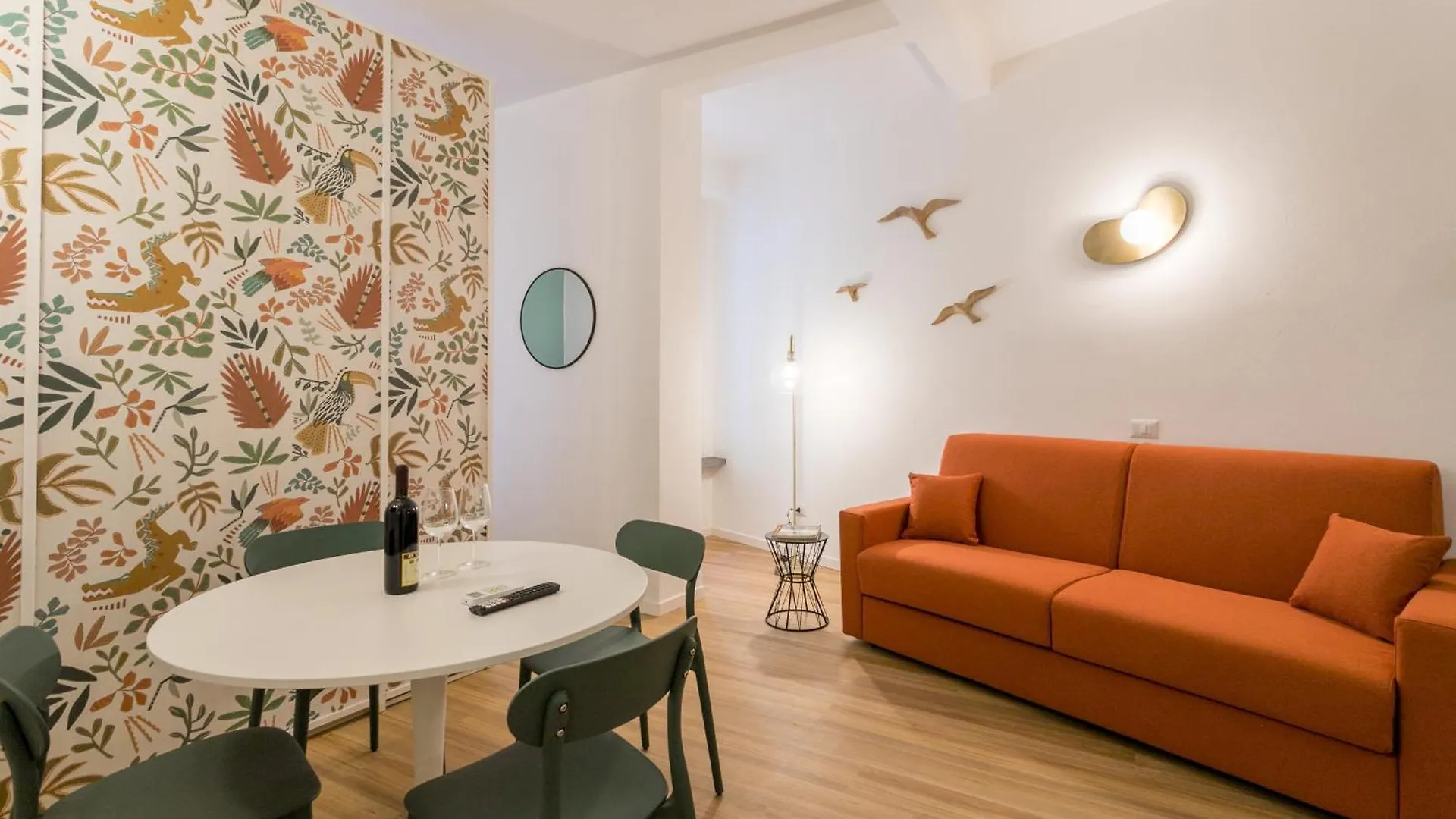 Apartment Co99- Large Studio Lanzone Milan