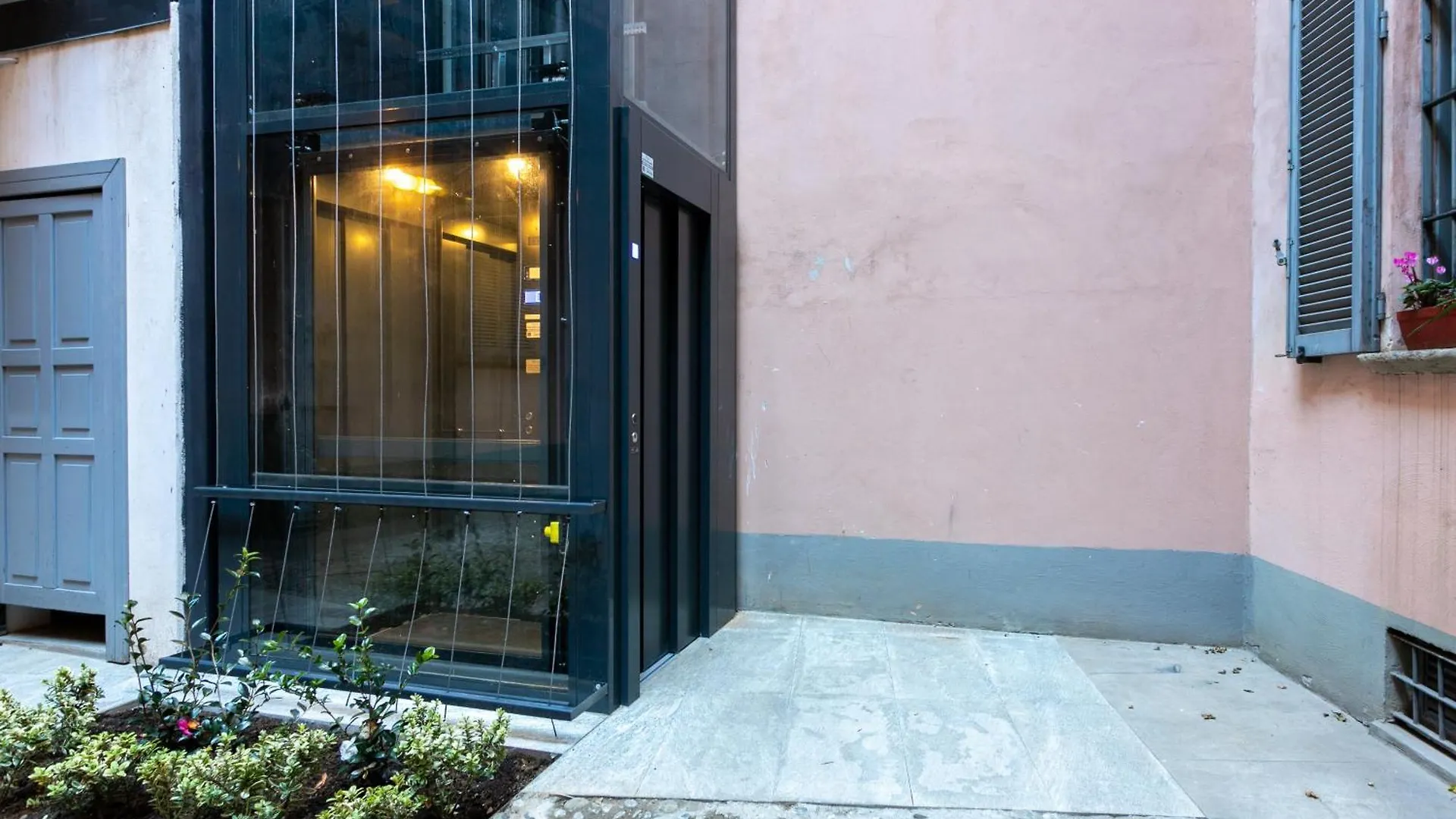Co99- Large Studio Lanzone Milan Appartement